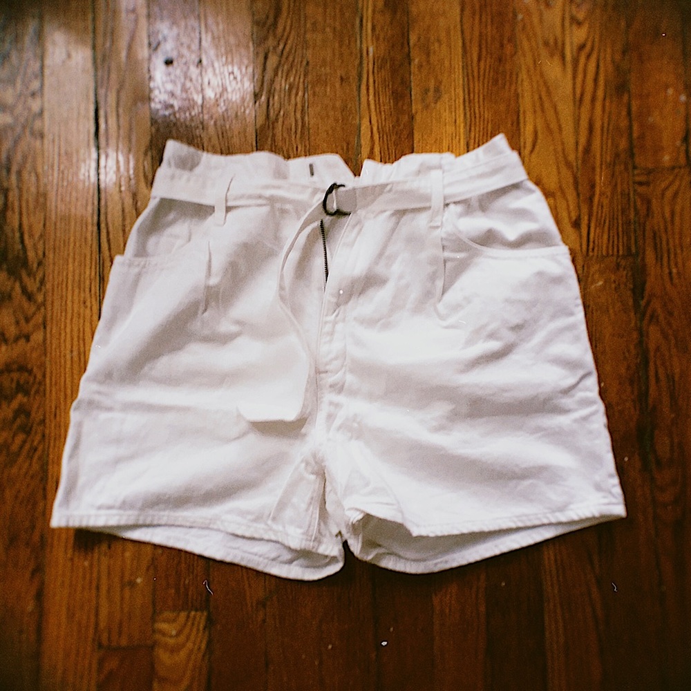 Uniqlo High Waist Paperbag Shorts